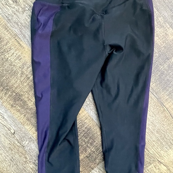 Nike black and purple crop work out pants. - Picture 4 of 4